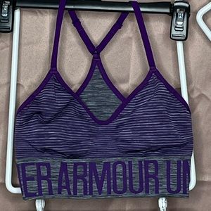 Under Armour sports bra size small